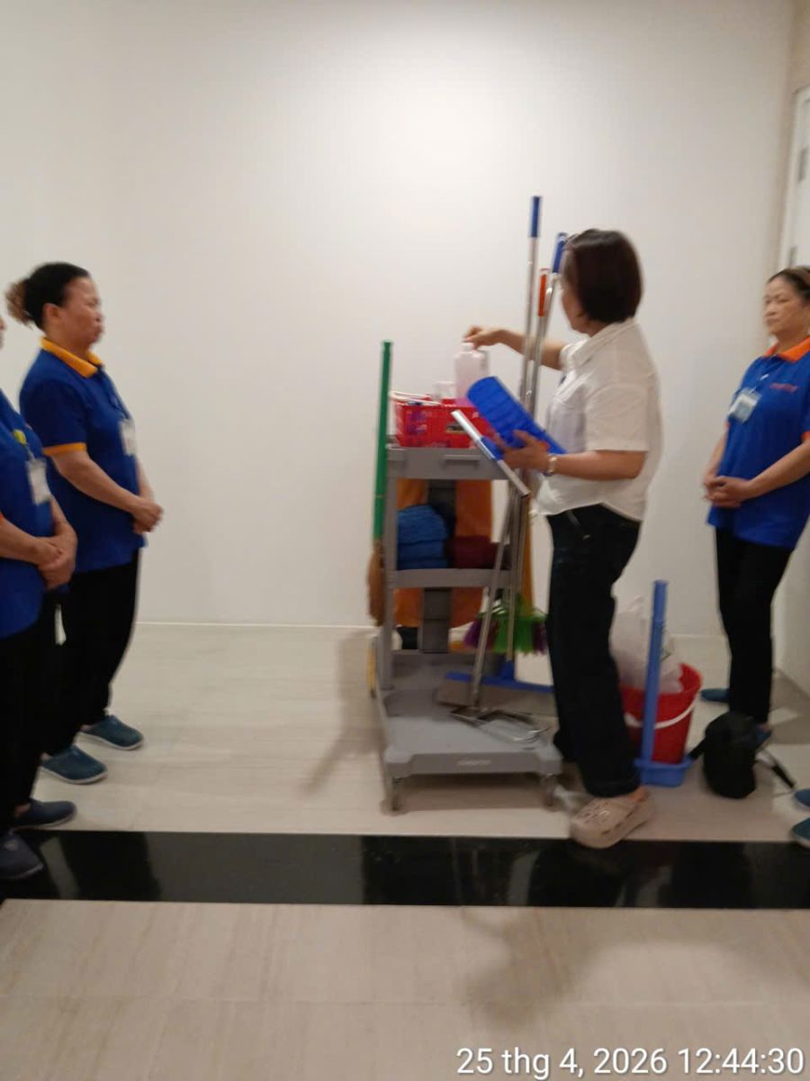 Khách hàng an tâm với dịch vụ dọn nhà theo giờ giá rẻ